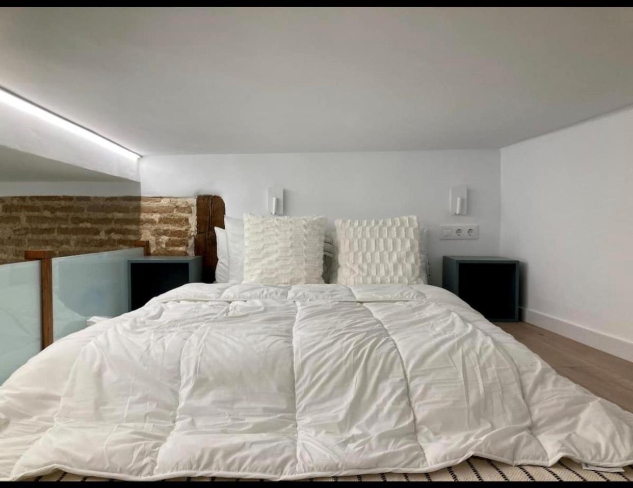 Encantador Apartamento De 39M2 En El Centro De Madrid Luaran gambar