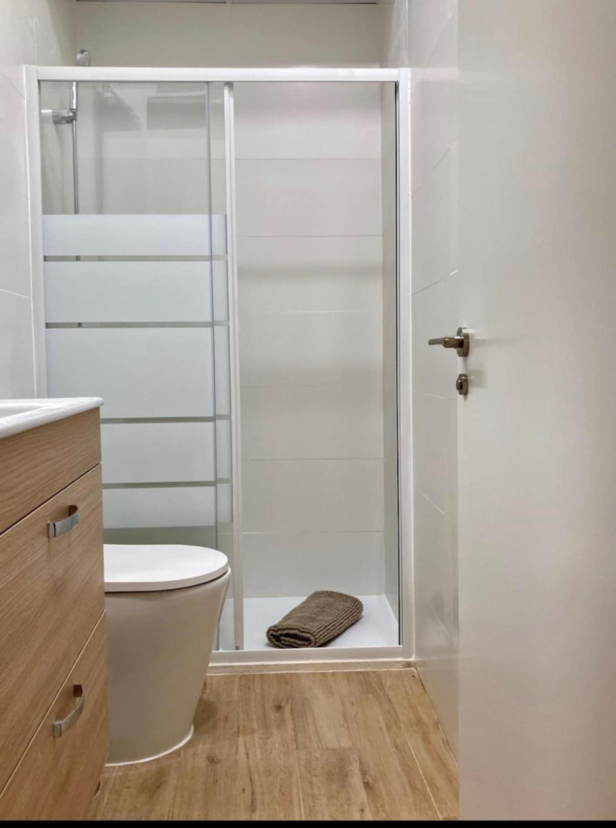 Encantador Apartamento De 39M2 En El Centro De Madrid Luaran gambar